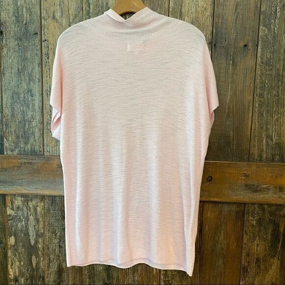 Lou & Grey Sz M Light Knit Pink Short Sleeve Lightweight Cowl Neck Sweater - Picture 3 of 7
